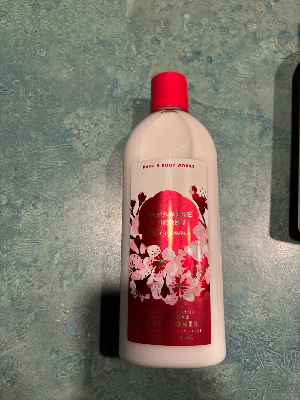 Brand new Bath & Body Works Japanese Cherry Blossom conditioner